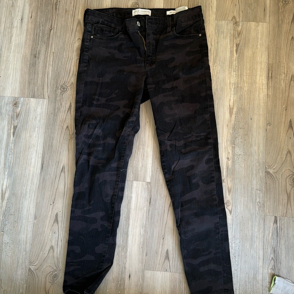 Sanctuary‎ Social Standard Black Camo Ankle Skinny Jeans Women's Size 6